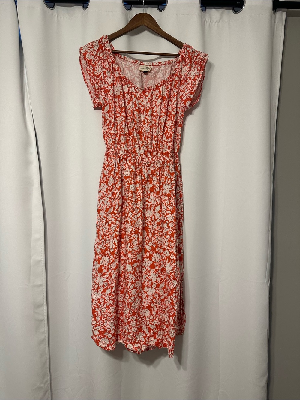 Universal Thread Red and White Floral Midi Dress